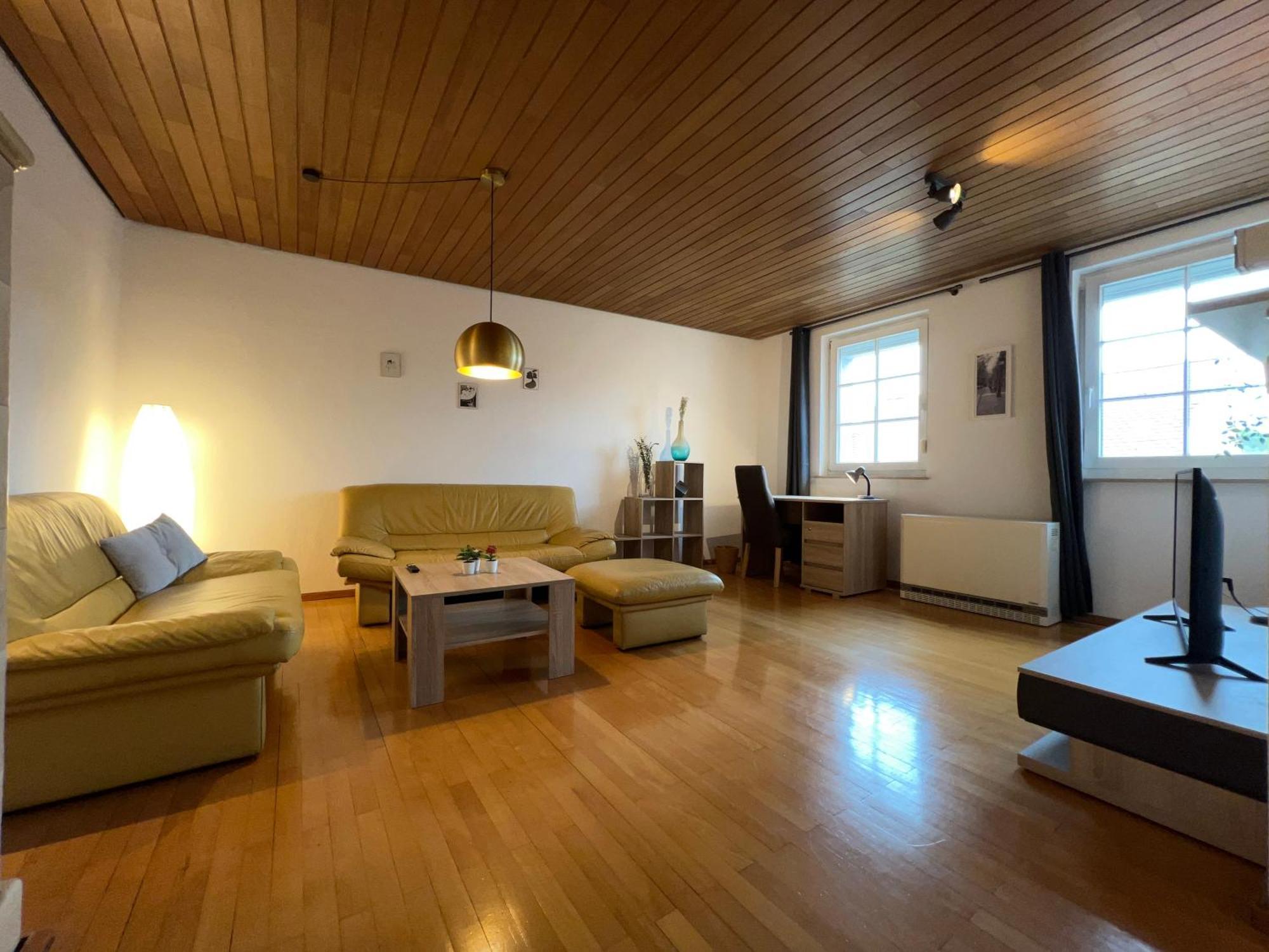 Uebernachten In Grosser Maisonette-Wohnung By Rabe Карлсруе Екстер'єр фото