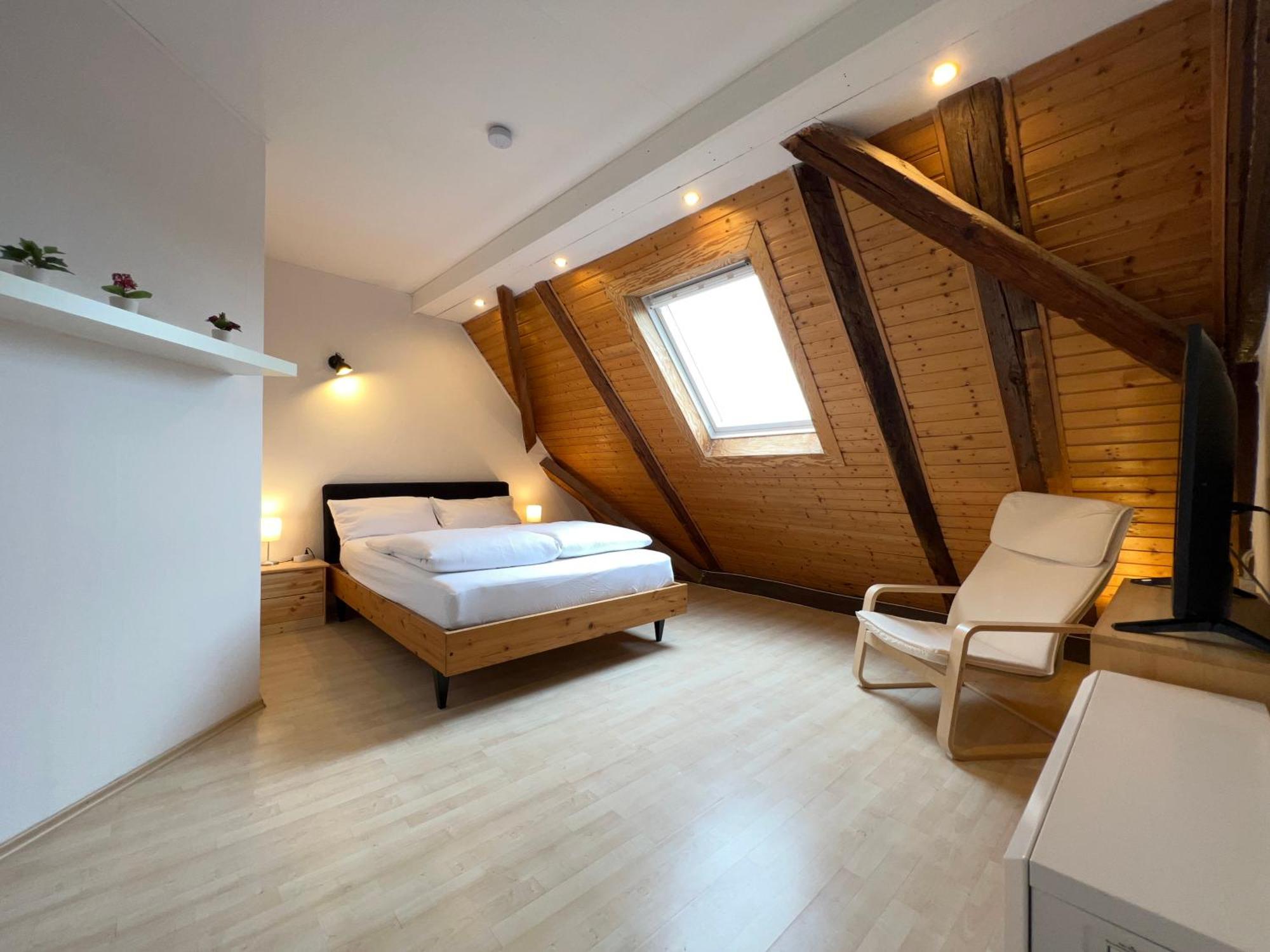 Uebernachten In Grosser Maisonette-Wohnung By Rabe Карлсруе Екстер'єр фото